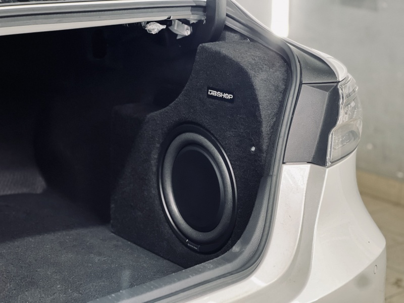 Как установить стелс-короб для сабвуфера в багажник: пошаговый гид Как установить стелс-короб для сабвуфера в багажник: пошаговый гид